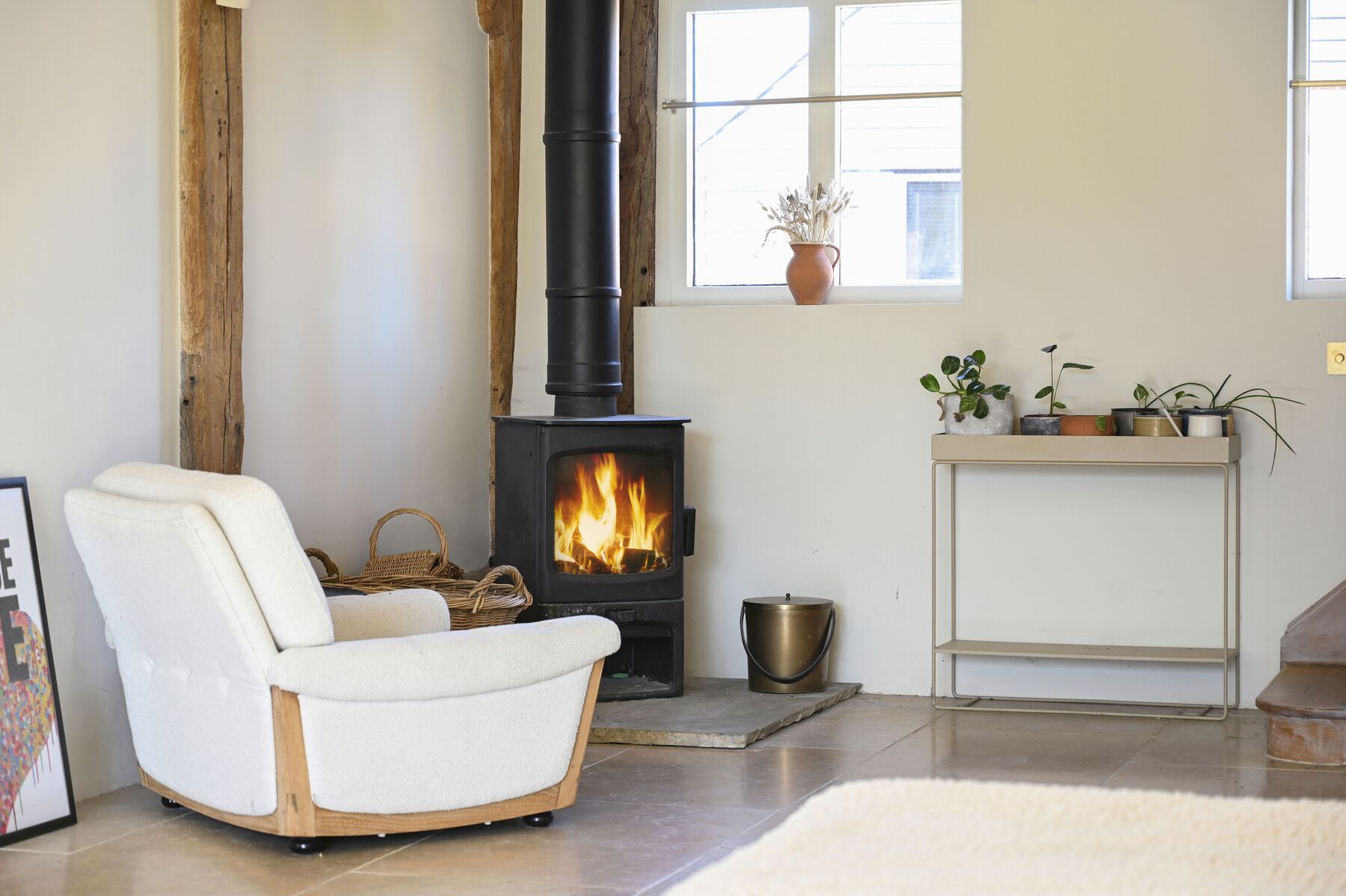 Warm, bright and open – Kent barn conversion, Kent