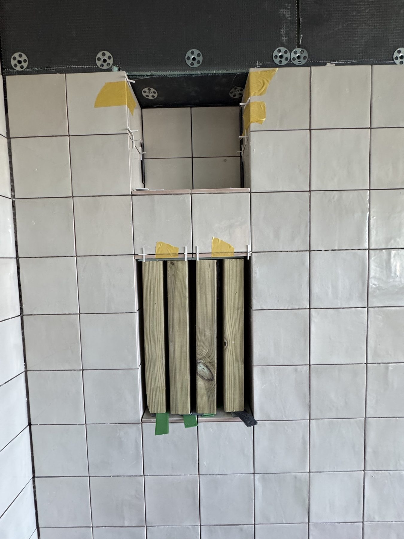 Tiling a new shower niche – USFEW, Kent