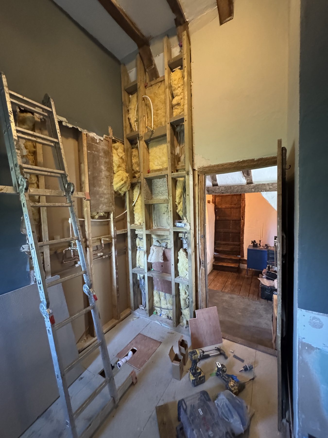 Opening up a stud wall – USFEW, Kent